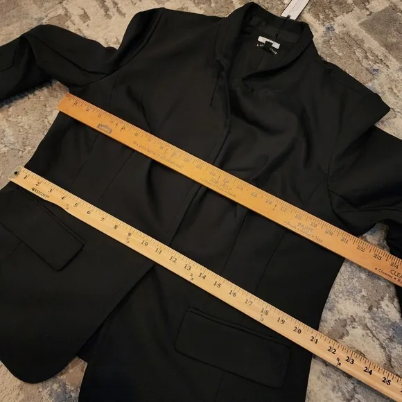 NWT Lane Bryant black blazer. Single button Size 18. Cotton/poly/spandex.