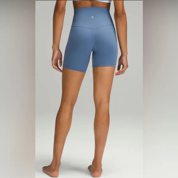 NWT Lululemon Oasis Blue Align High Rise Shorts 6”