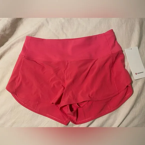 NWT Lululemon Speed Up HR shorts 2.5 inch size 10
