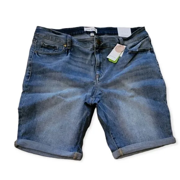 NWT Lane Bryant Signature Fit Denim Bermuda Short - Light Wash