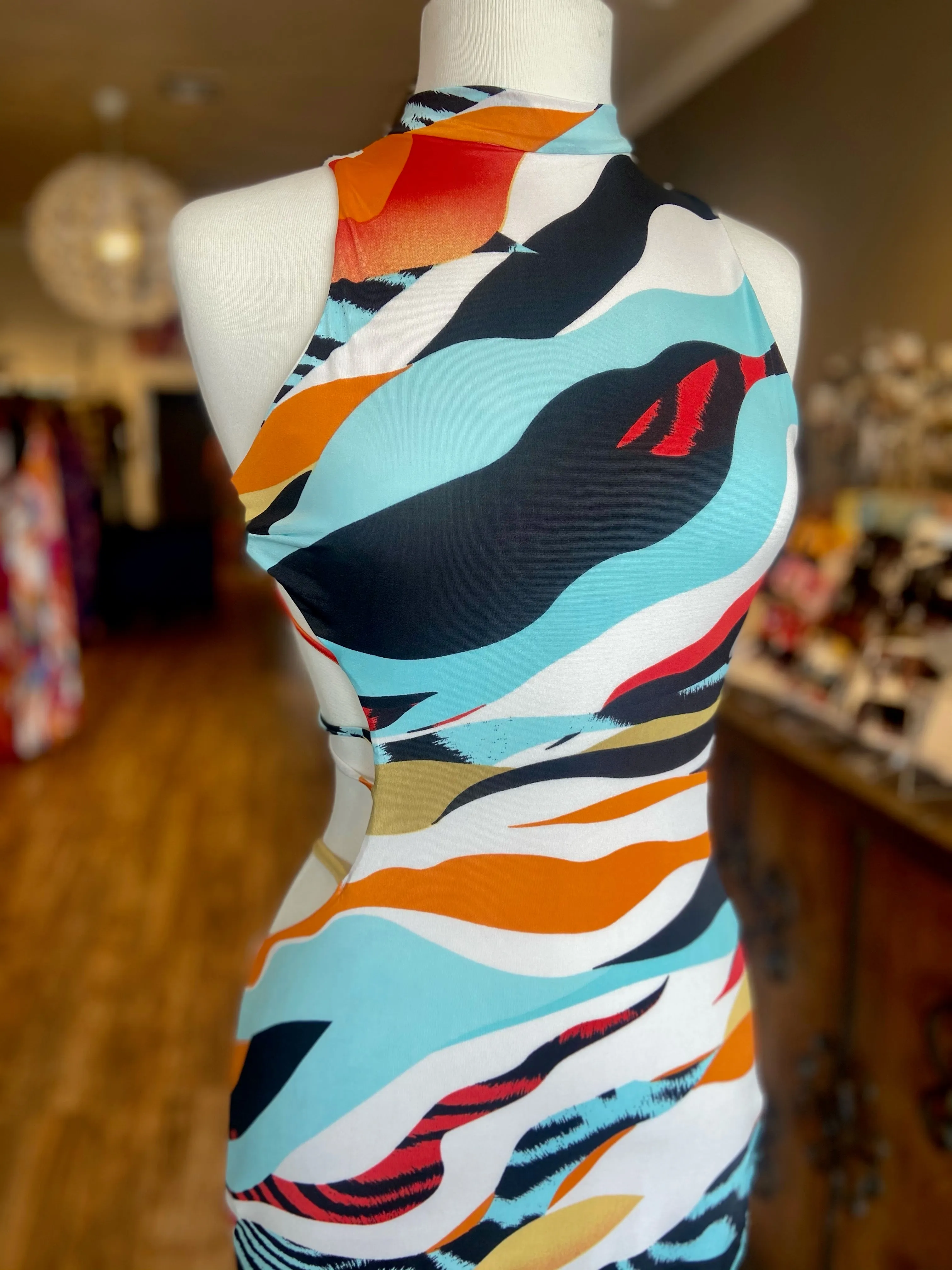 Pattern String Back Midi Dress