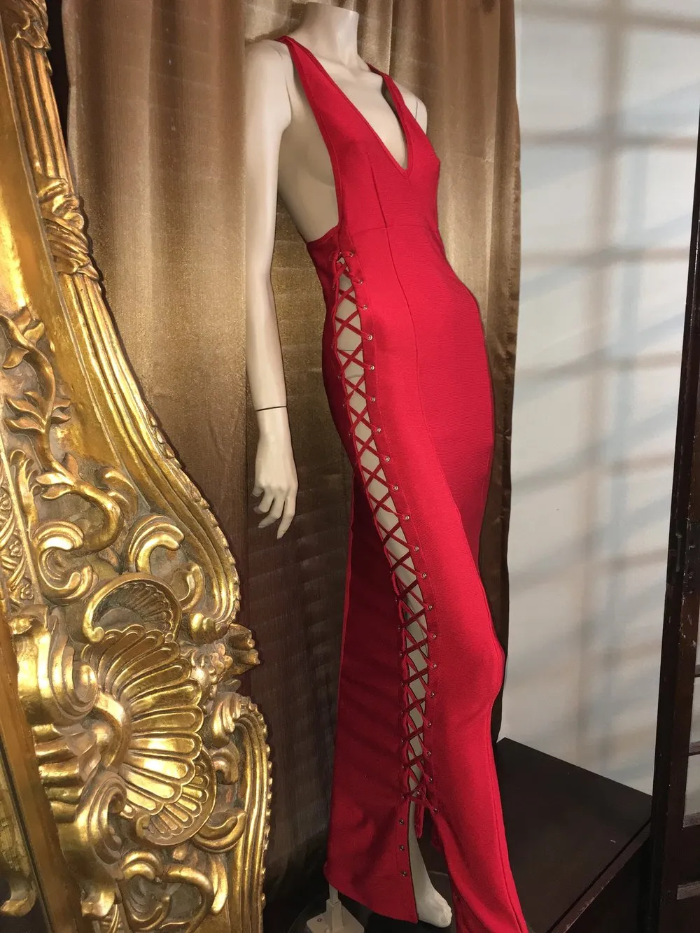 "DIOR"