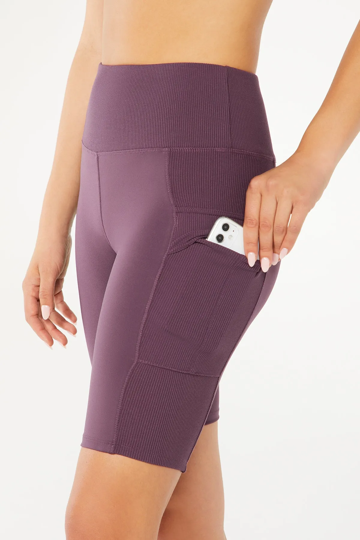 Rib Cargo Bermuda (Vintage Grape)