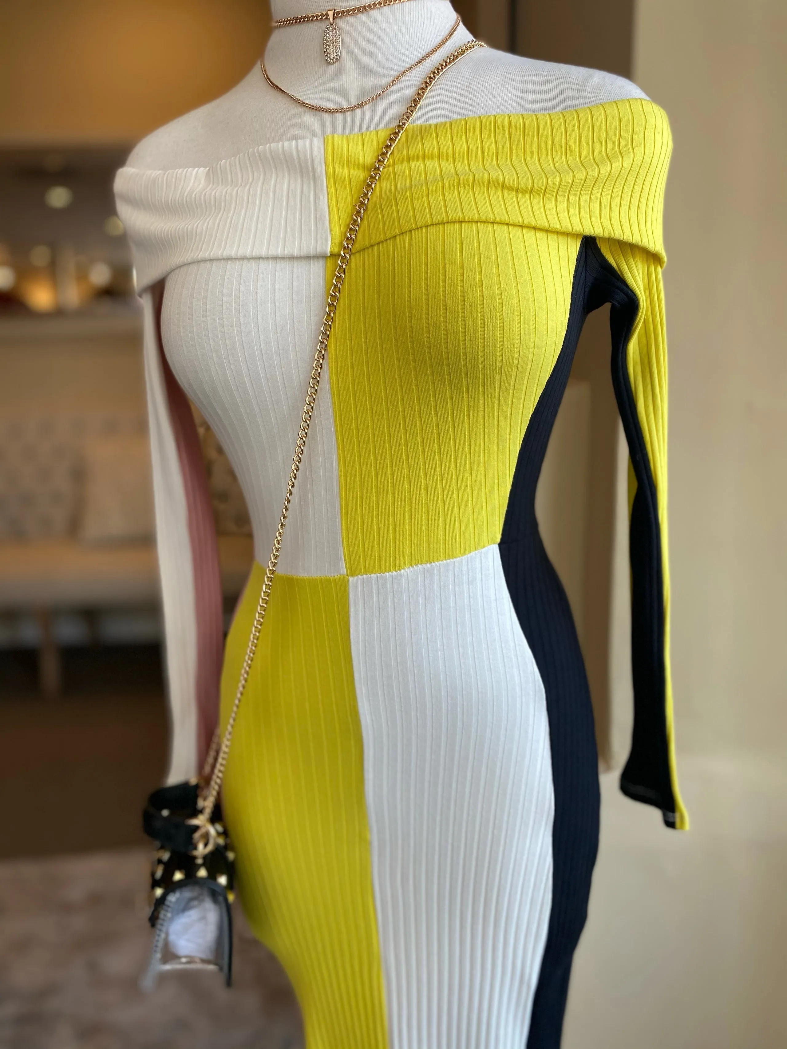 Ribbed O/S Color Block Dress