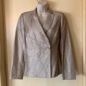 Santorelli Italian linen tan blazer with white accents size 2