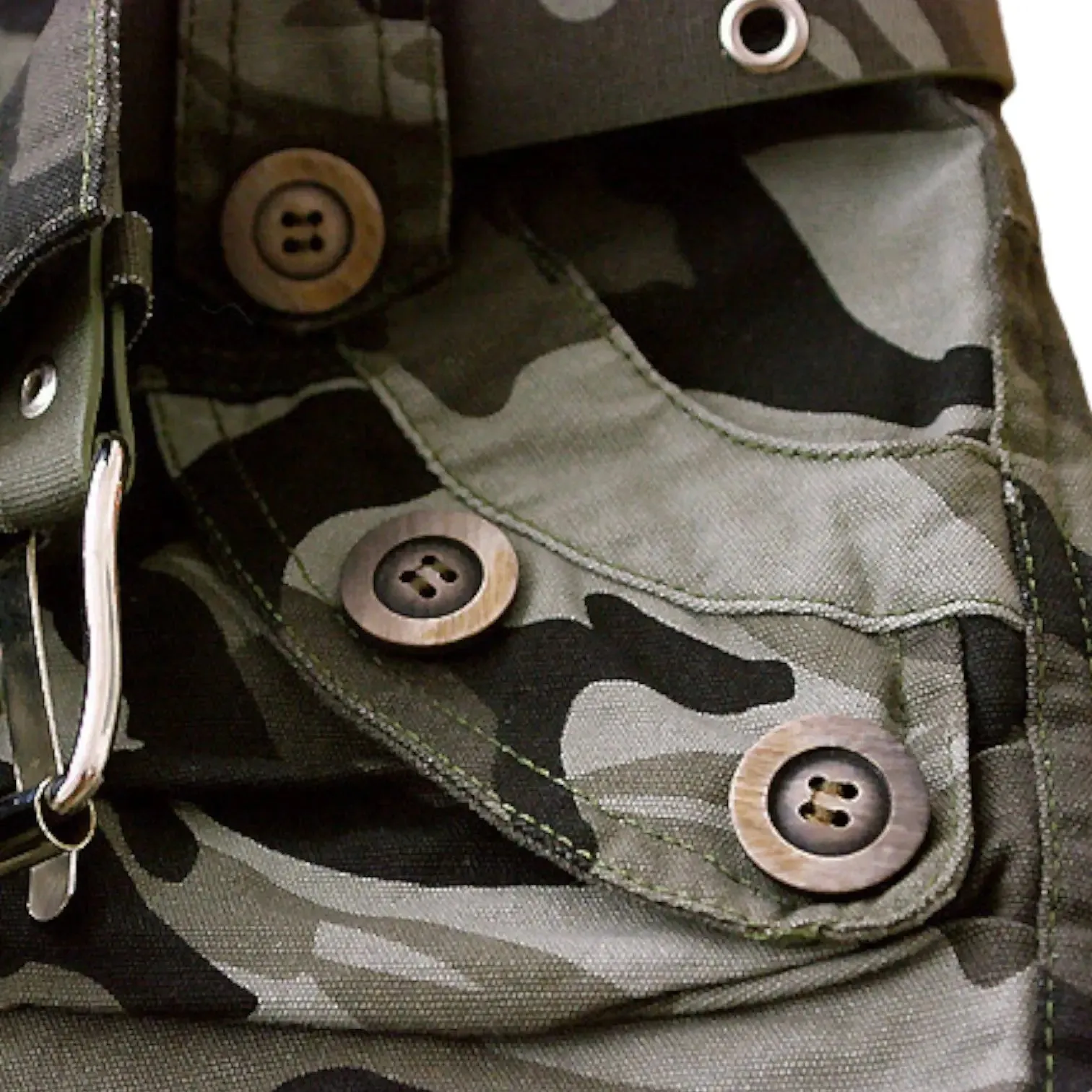 Short militaire femme