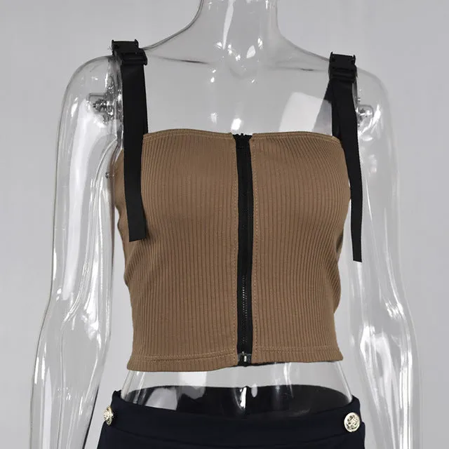 Sleeveless croptop with straps