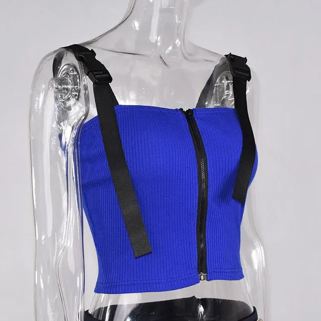 Sleeveless croptop with straps