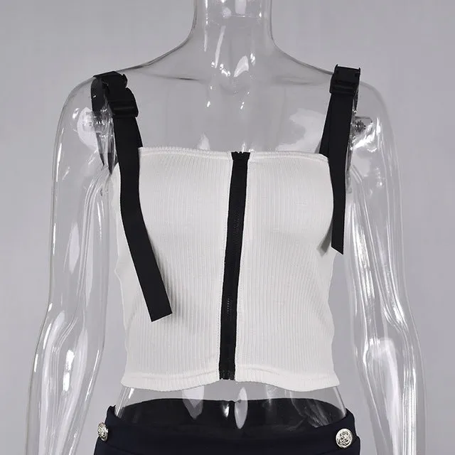 Sleeveless croptop with straps