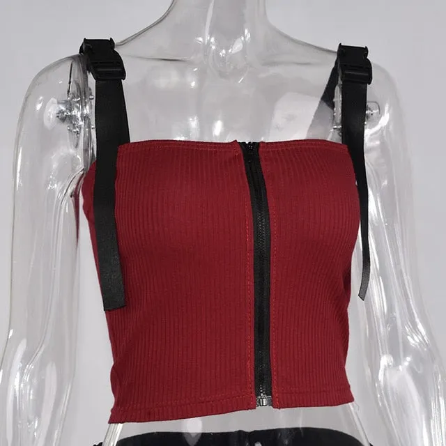 Sleeveless croptop with straps