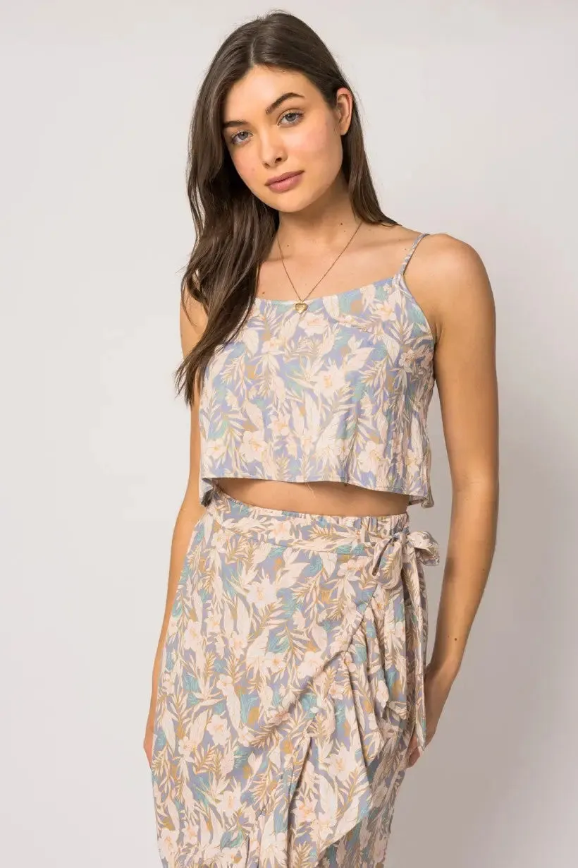 SLEEVELESS FLORAL TANK TOP