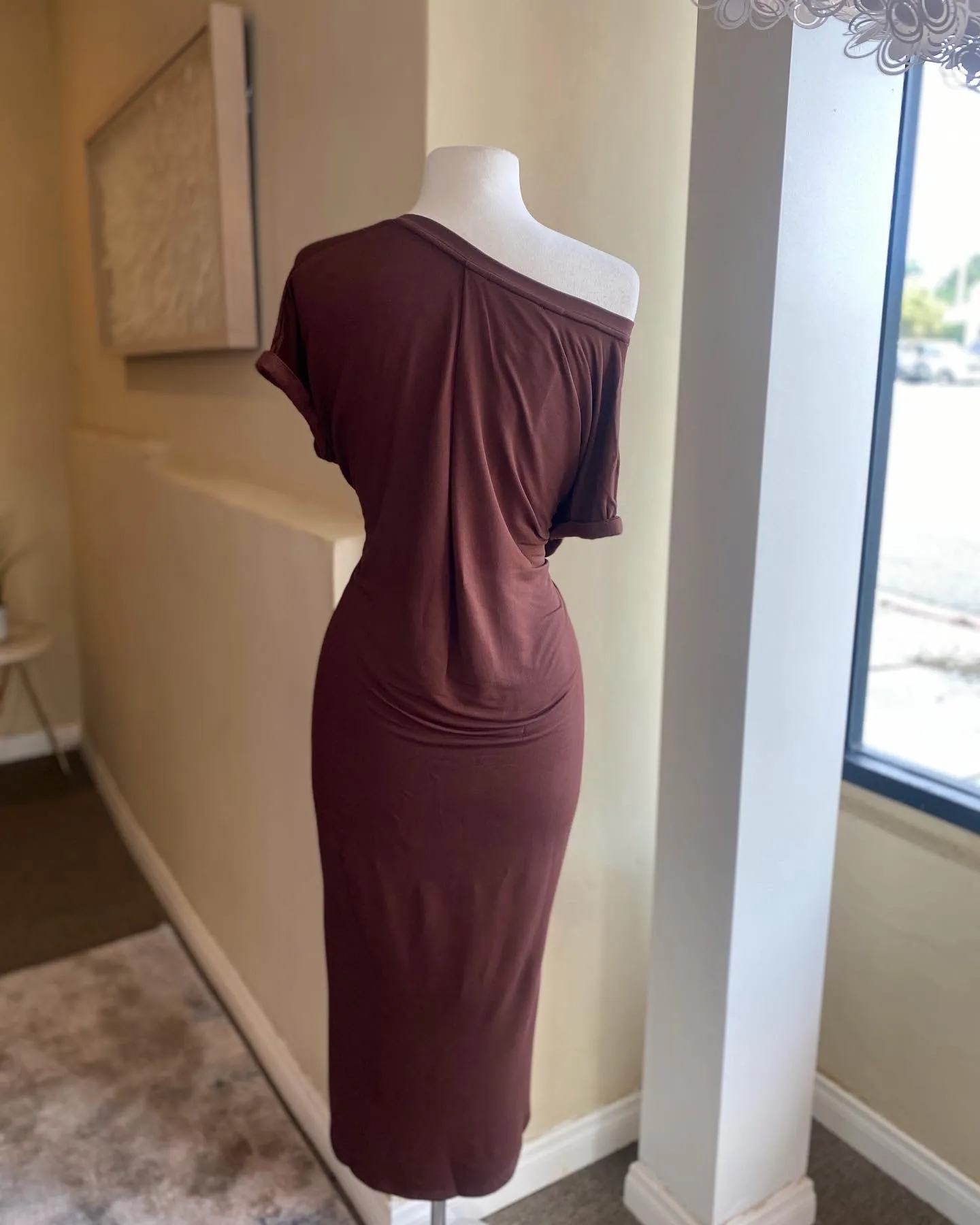 Solid Roll Sleeve Tye Front Dress