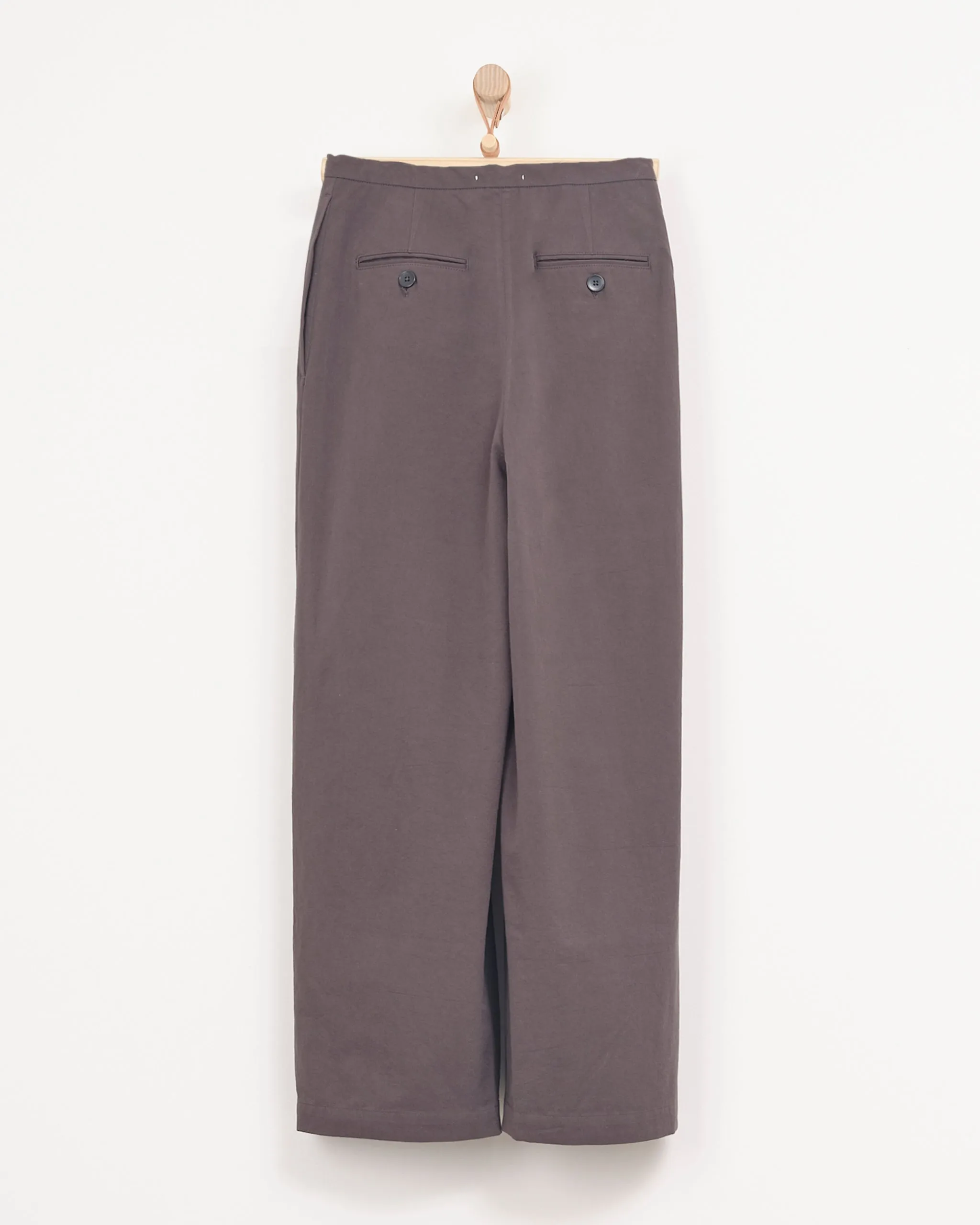 Straight Trouser in Dark Grey