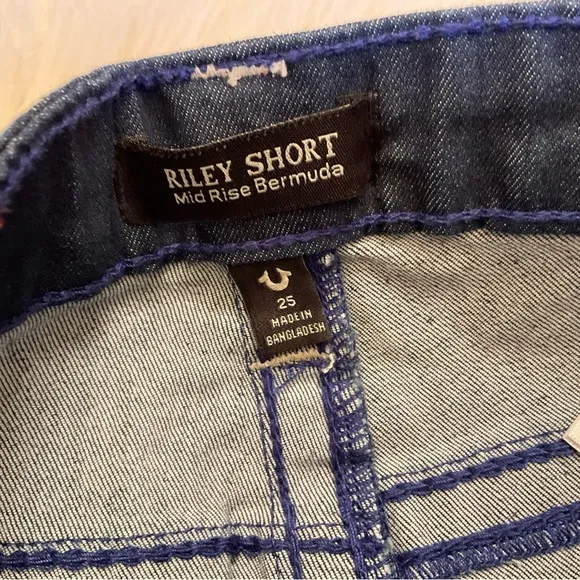 True Religion Riley Shorts Mid-Rise Bermuda - NWT - Size 25 - Dark Moonstone