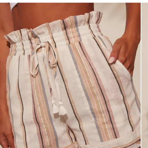 Vici High Waisted Shorts. Size M. NWT! Never worn before!