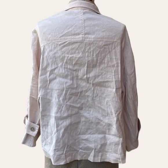 Vince linen blended gorgeous blazer with great pockets. Beautiful.