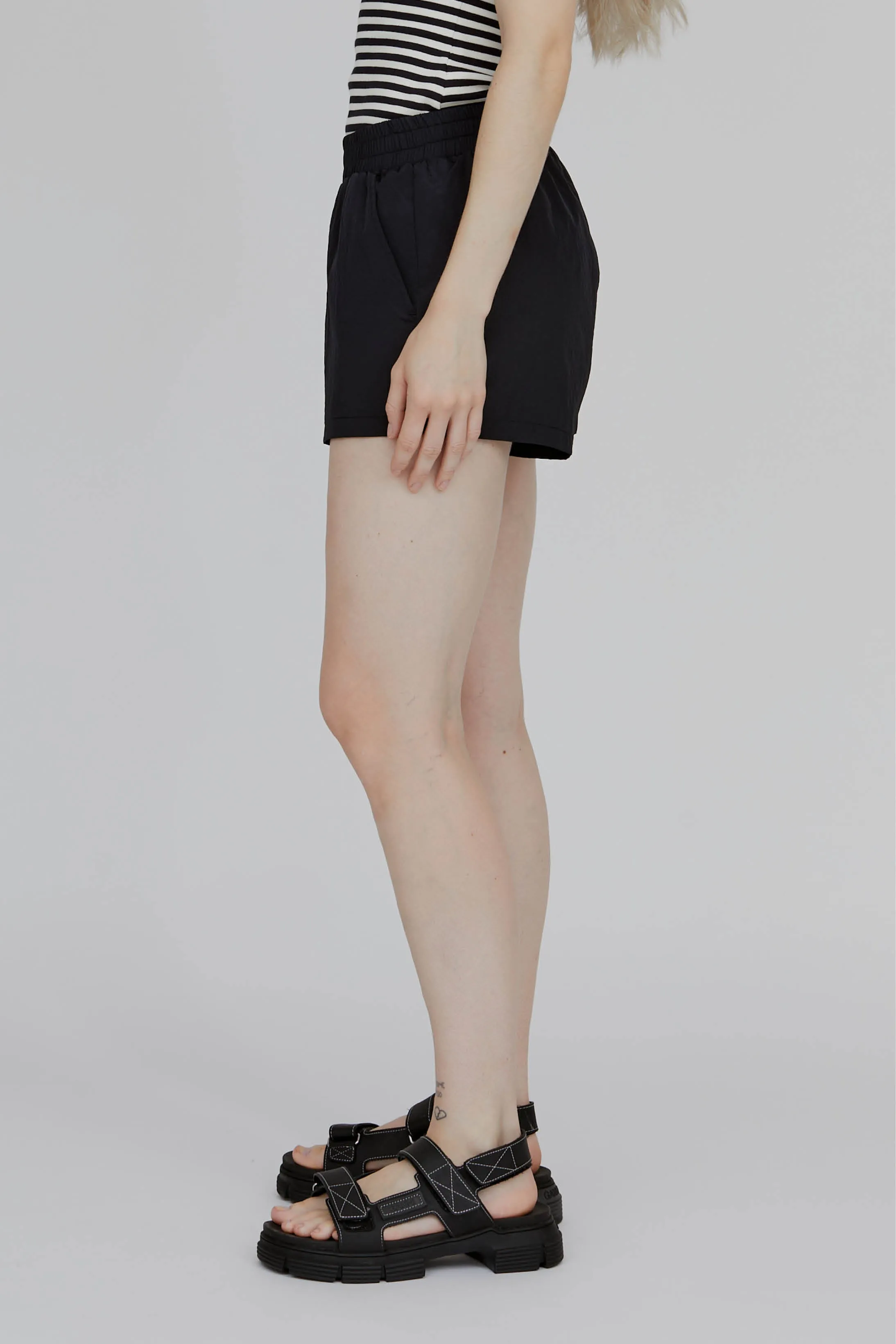 Viola Shorts - Black