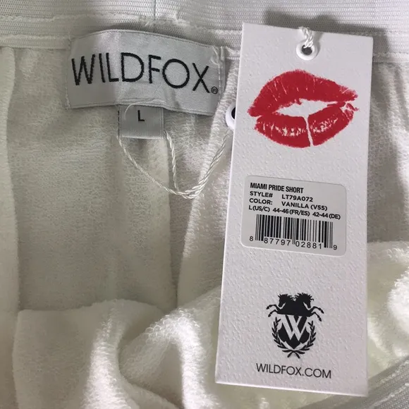 Wildfox Miami Pride Shorts Rainbow Kiss in Vanilla