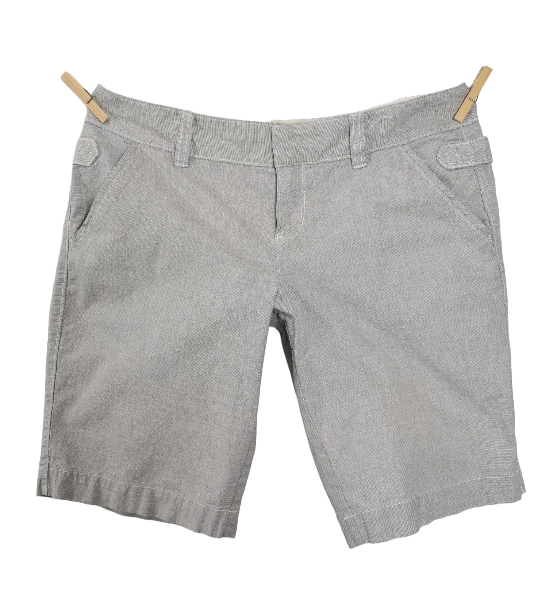 WOMENS SIZE 10 - OLD NAVY, Cotton Bermuda Shorts EUC B6