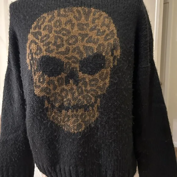 Wooden Ships Skull Leopard Print Crew Lightweight Sweater (H)