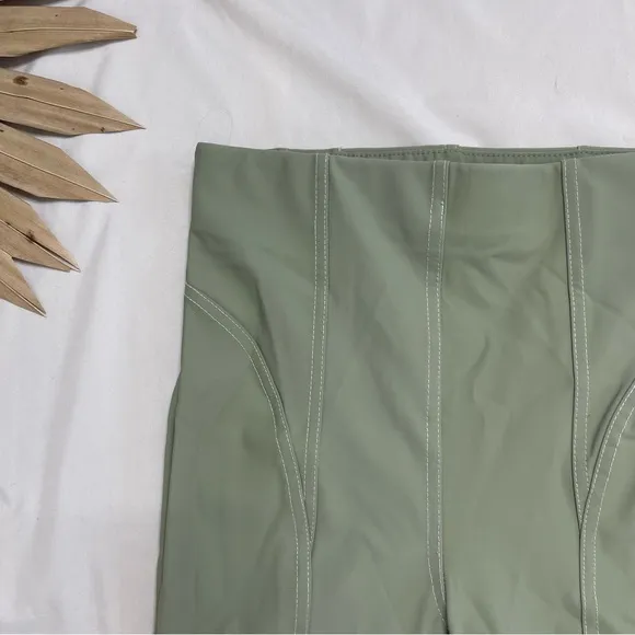 Zara Legging High Waisted Topstitched Green Khaki Neutral Biker Shorts Size XS