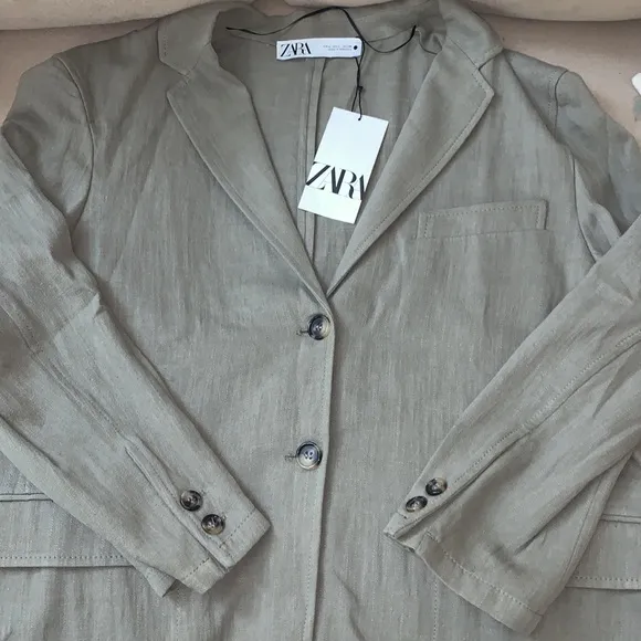 Zara Linen Blend straight cut blazer/ L- no tags